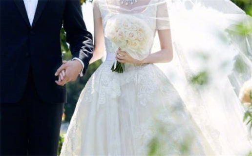 2033年农历八月初七结婚好吗 今日办喜事好吗